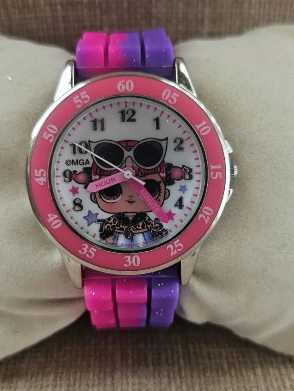 LOL Surprise Girl Wristwatch Purple/Pink Tone Rubber Strap Analog Quartz Watch